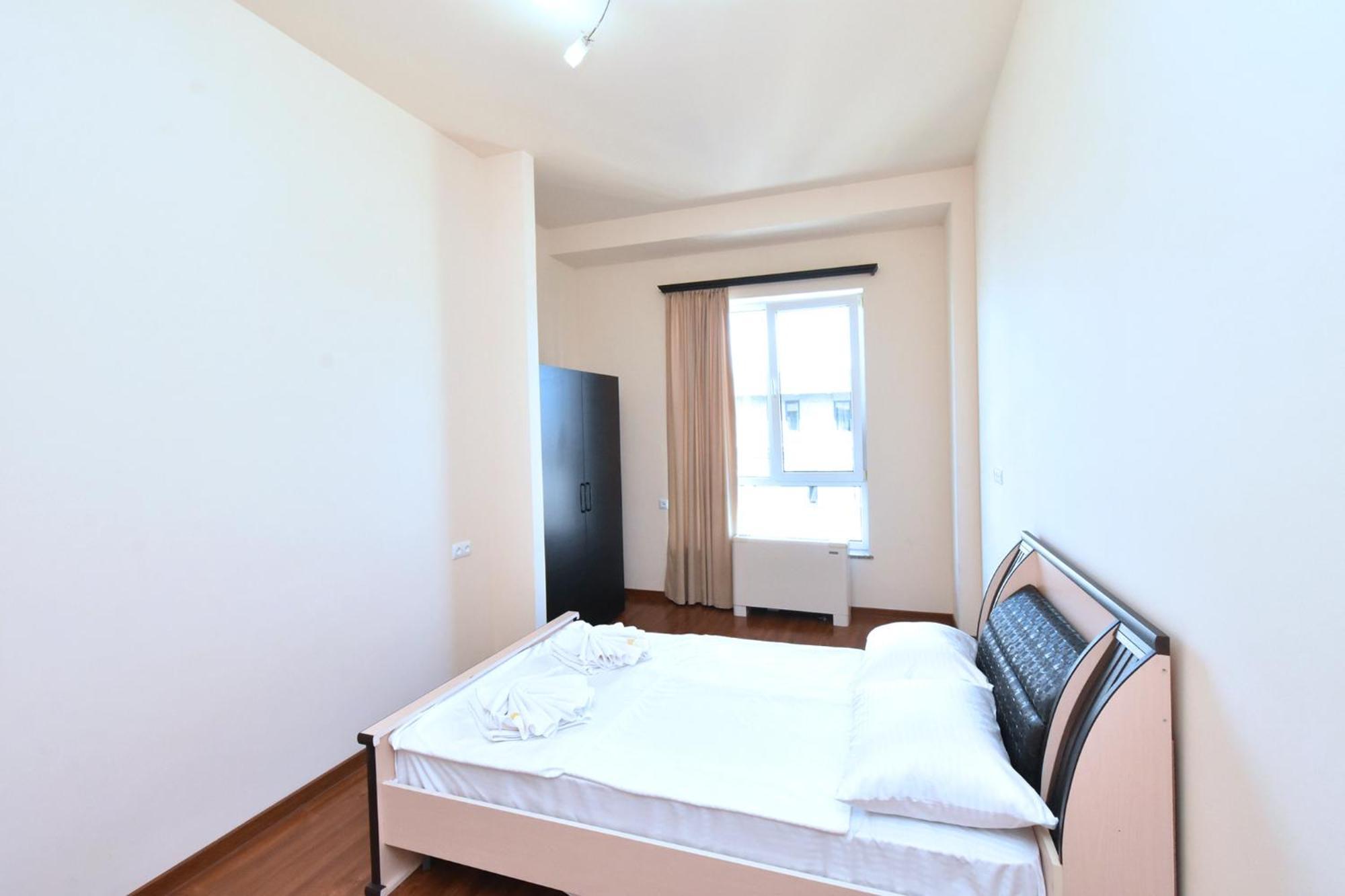 Aram Street, 3 Bedrooms Grand And Sunny Apartment Di64 Yerevan Exterior photo